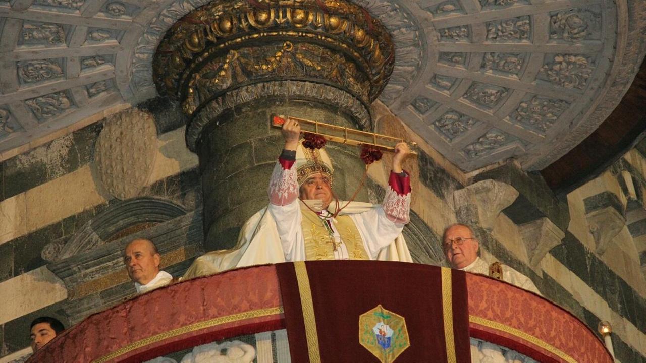L'Ostensione della Sacra Cintola (foto Batavia)
