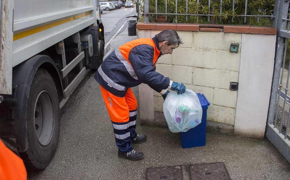 «Così il porta a porta ci porterà a risparmiare» 