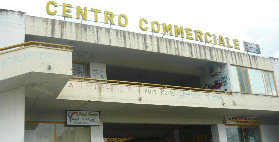 Market chiuso si cercano soluzioni 