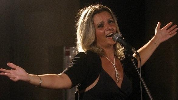Sabrina Paglia canta Edith Piaf