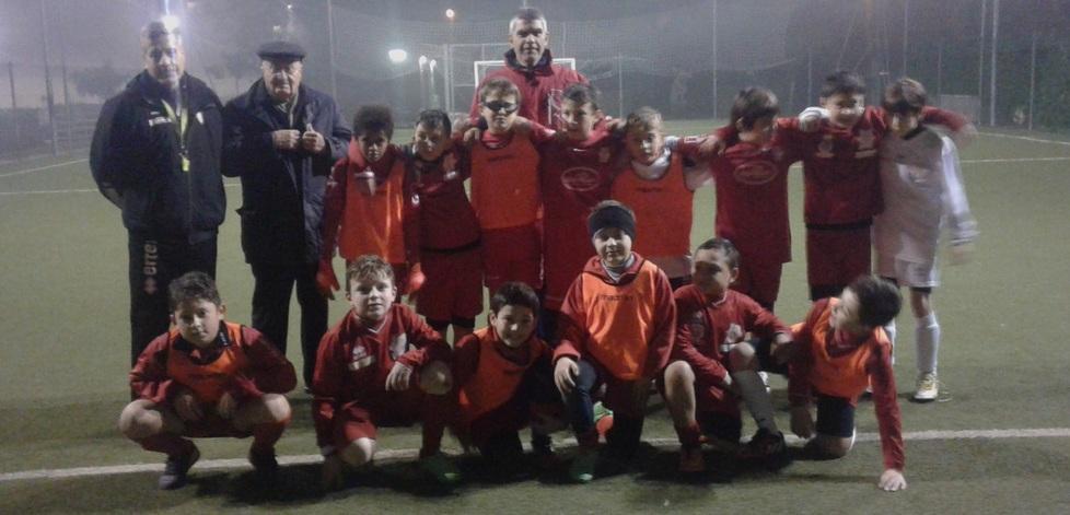 I giovani calciatori sul rettangolo per Elisabetta Fiorilli