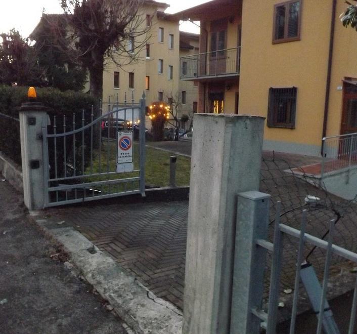 Una sbandata per il ghiaccio Ragazze ferite