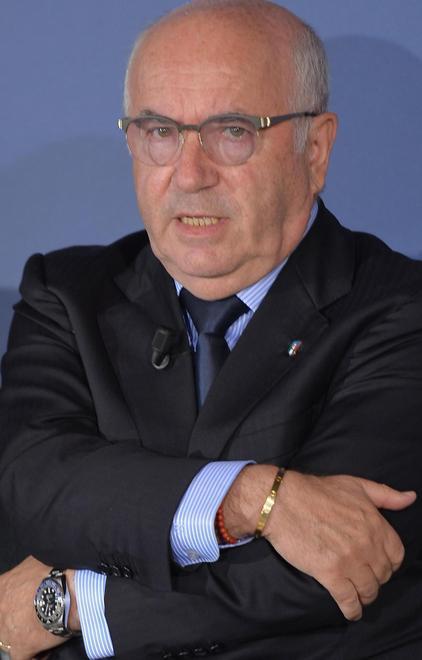 Caso Locri, Tavecchio porta le azzurre 