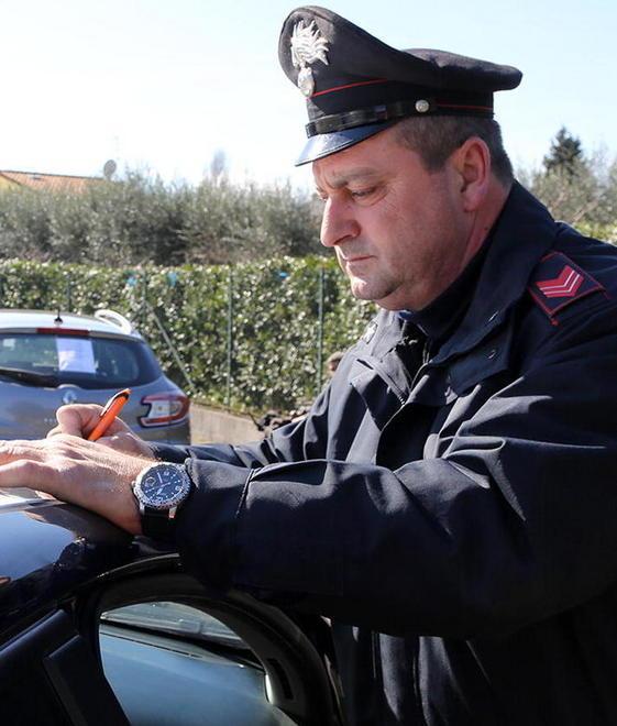 Tenta il furto il giorno di festa arrestato