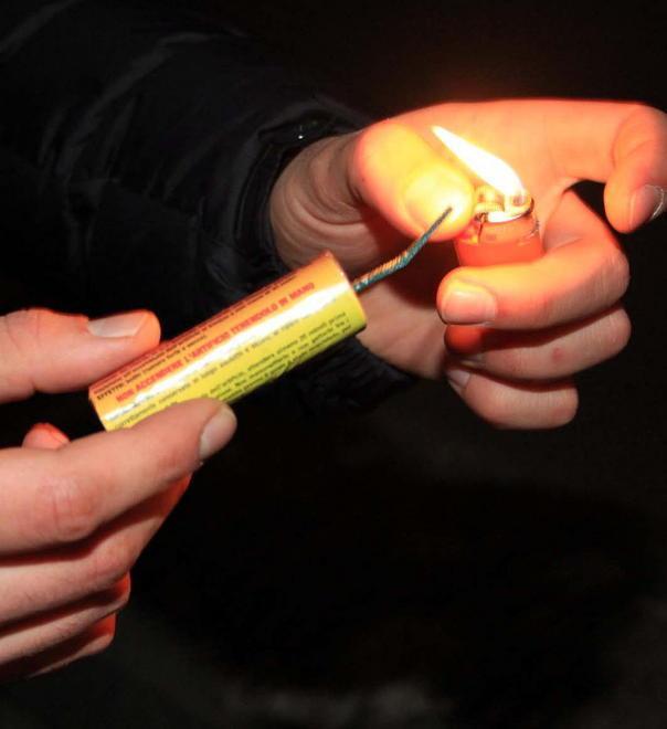 Divieto di sparare petardi L’Anisp minaccia querele