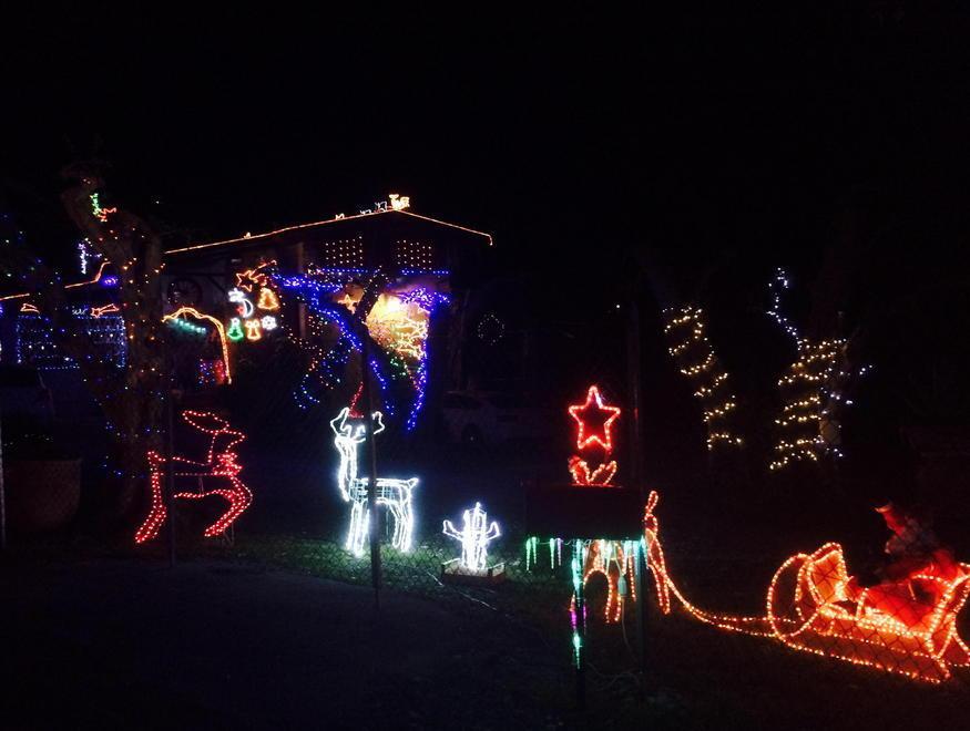 Tutta la casa addobbata per il Natale 