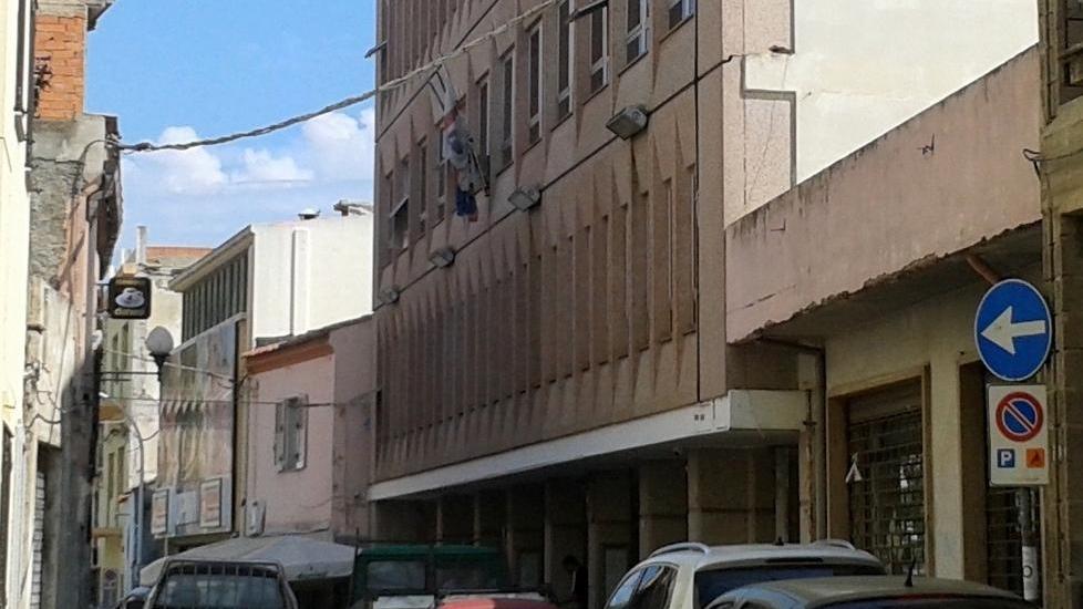 Siniscola, opposizione all’attacco sull’Ostello e lavori in via Galilei