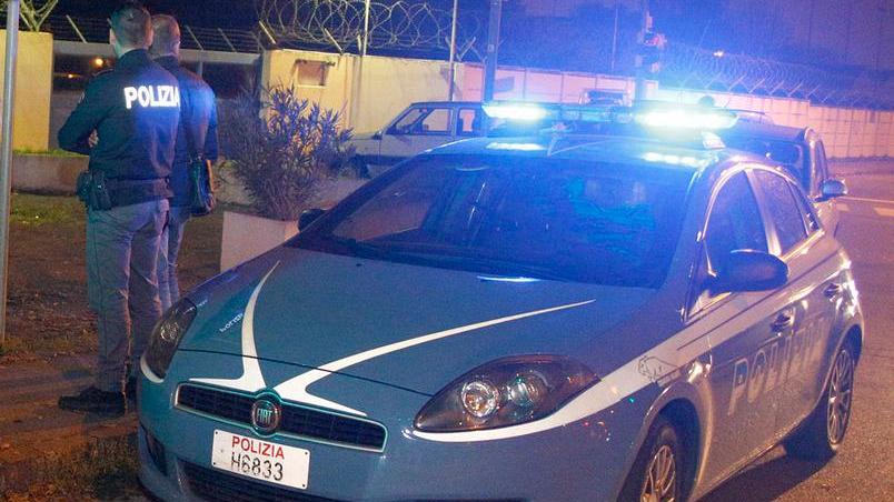 Auto rubata e fucile soft air per un colpo all’Esselunga?