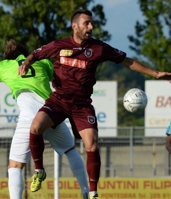 Scappini non ascolta le sirene del mercato «Penso al Pontedera» 