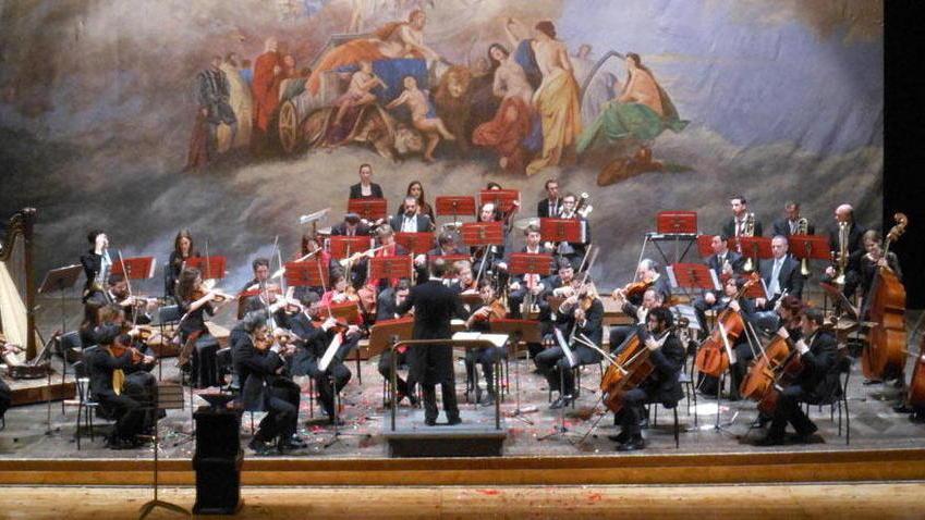 Doppio brindisi al teatro Verdi