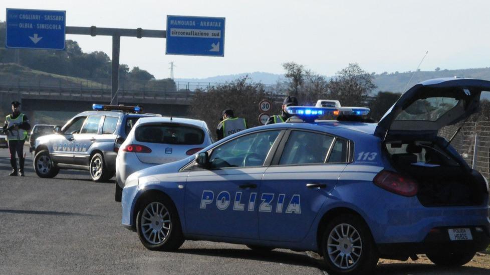 Criminalità nel mirino posti di blocco e controlli della polizia