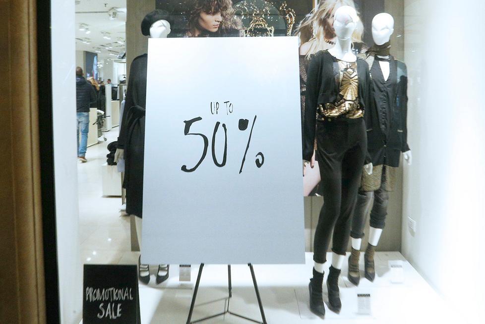 Saldi dal 5 gennaio ma le svendite sono già iniziate 