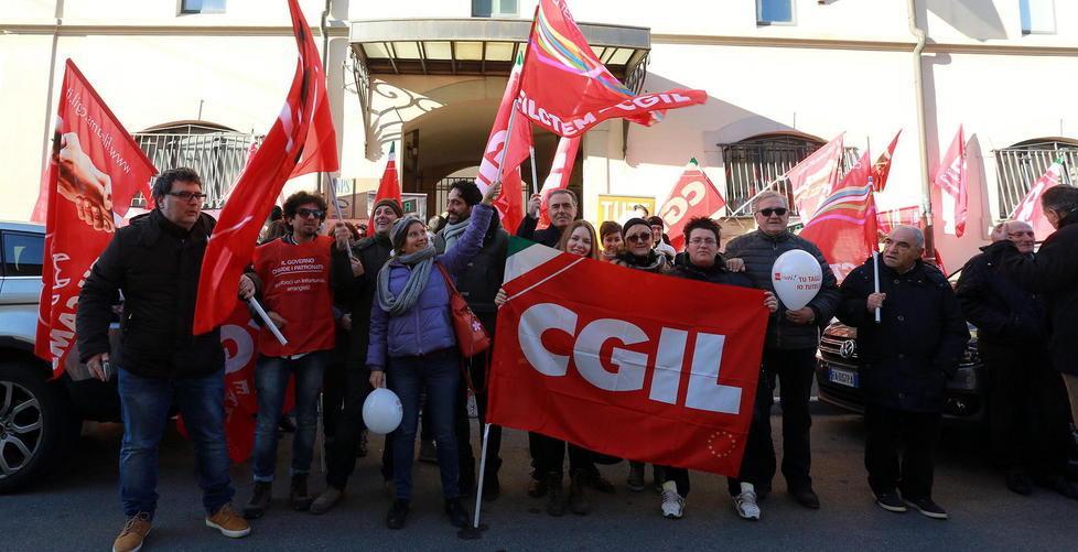 La ripresa invisibile La Cgil: più i posti persi che quelli nuovi 