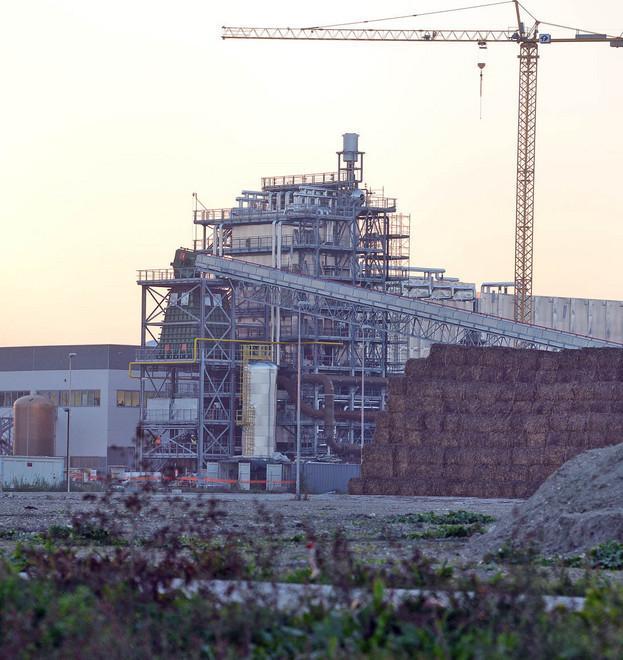 Esposto ai carabinieri sulle centrali energetiche di Finale