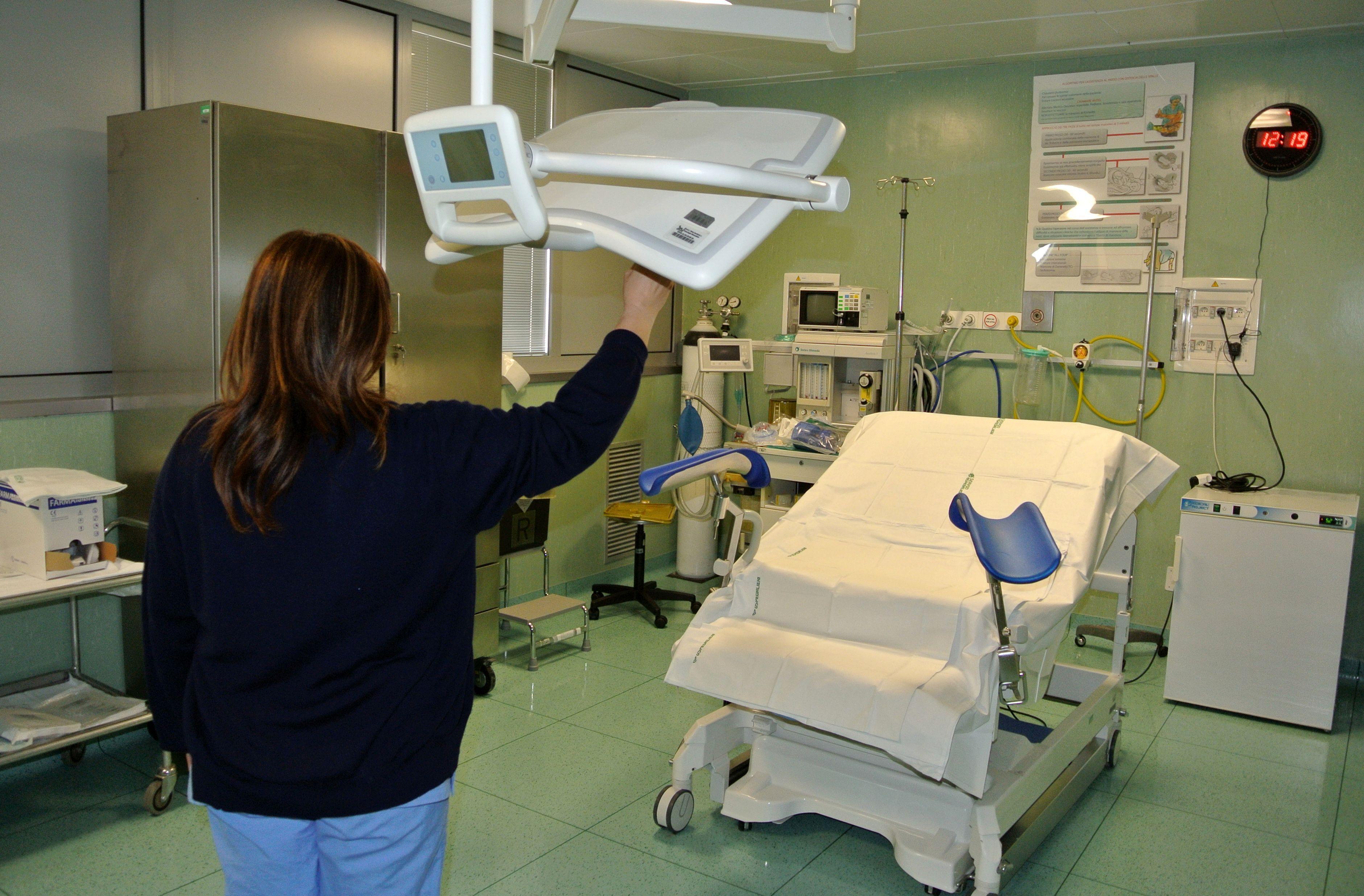 La sala parto di un ospedale (Foto d'archivio)