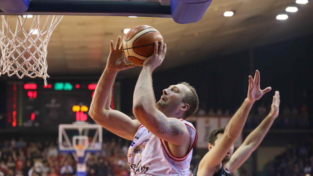 Bologna-Reggio Emilia, il derby della via Emilia - La diretta