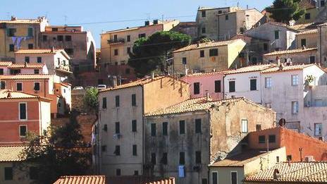 «Basta scaricabarile, o amministrate bene oppure vi dimettete»