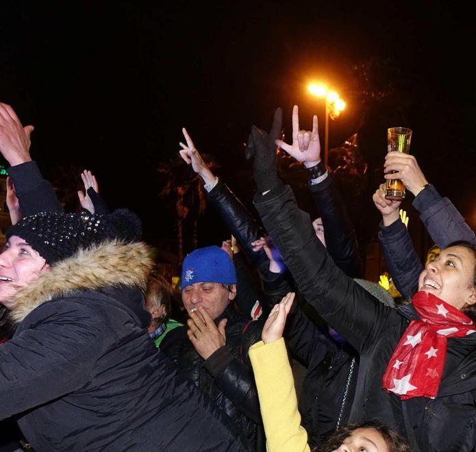 Un bel Capodanno Vip e gente comune 