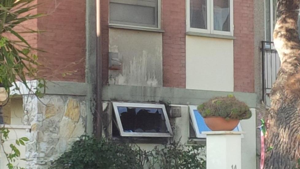 A fuoco la caldaia, intossicati in sei (anche due bambini)