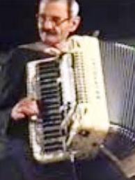 Addio, virtuoso della fisarmonica 