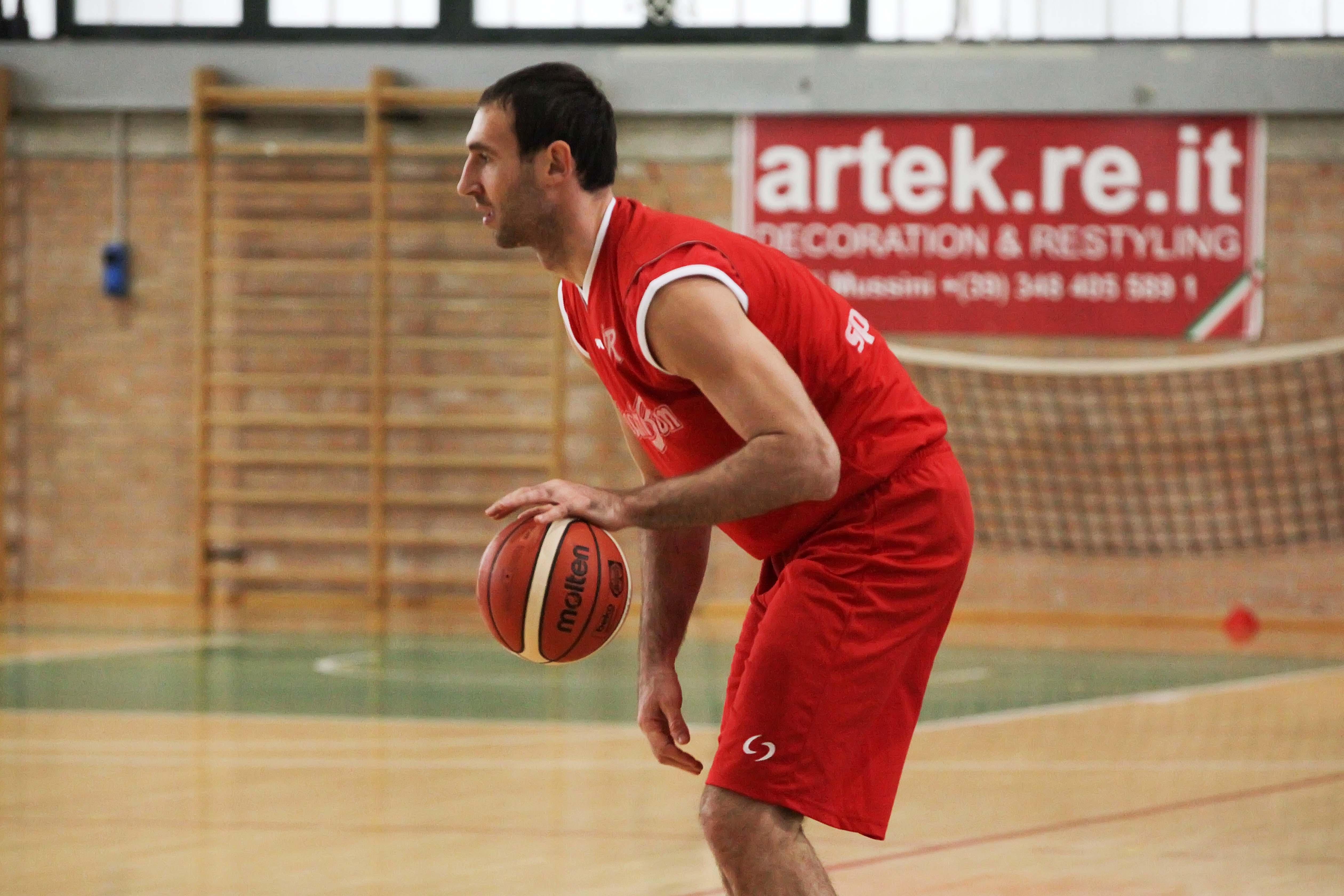 Dicono di Golubovic... E Vladimir diventa come Chuck Norris 