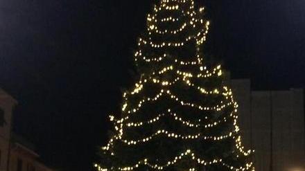 Tiene il commercio alla prova del Natale numeri pari al 2014