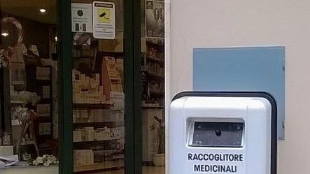 Alghero, la protesta: «Troppi ritardi nel ritiro dei medicinali scaduti»