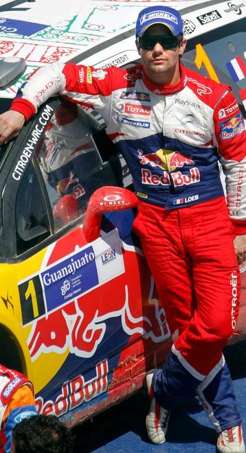È partita la Dakar, Al Attiyah cerca il tris ma attenzione a Loeb 