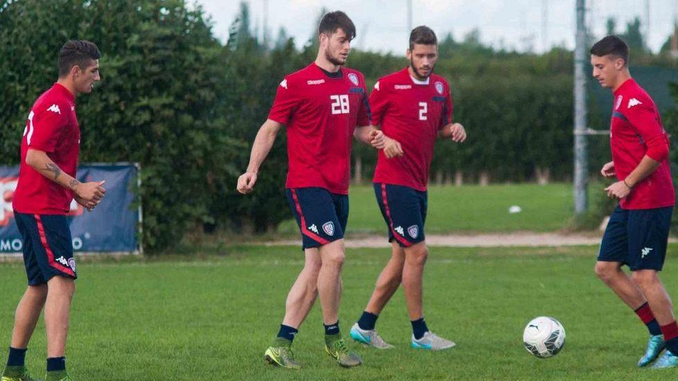 Il Cagliari si avvicina al talento francese Gnahorè (Carrarese)