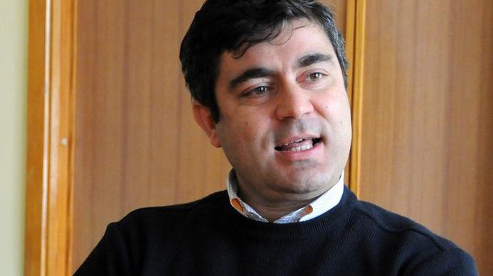 Pd, duro attacco su caserma e campus