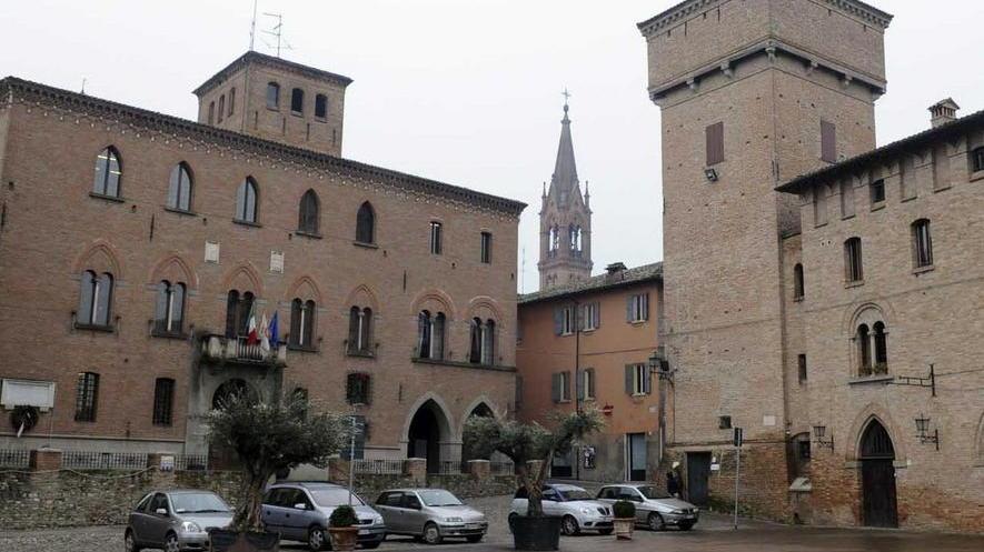 La serrata del sabato, uffici comunali chiusi