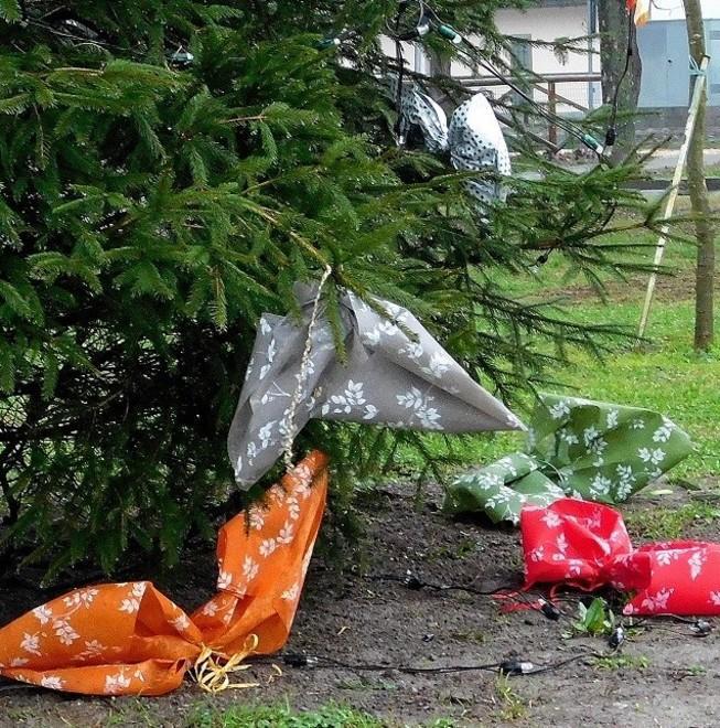 Monumento ai Caduti preso di mira dai vandali 
