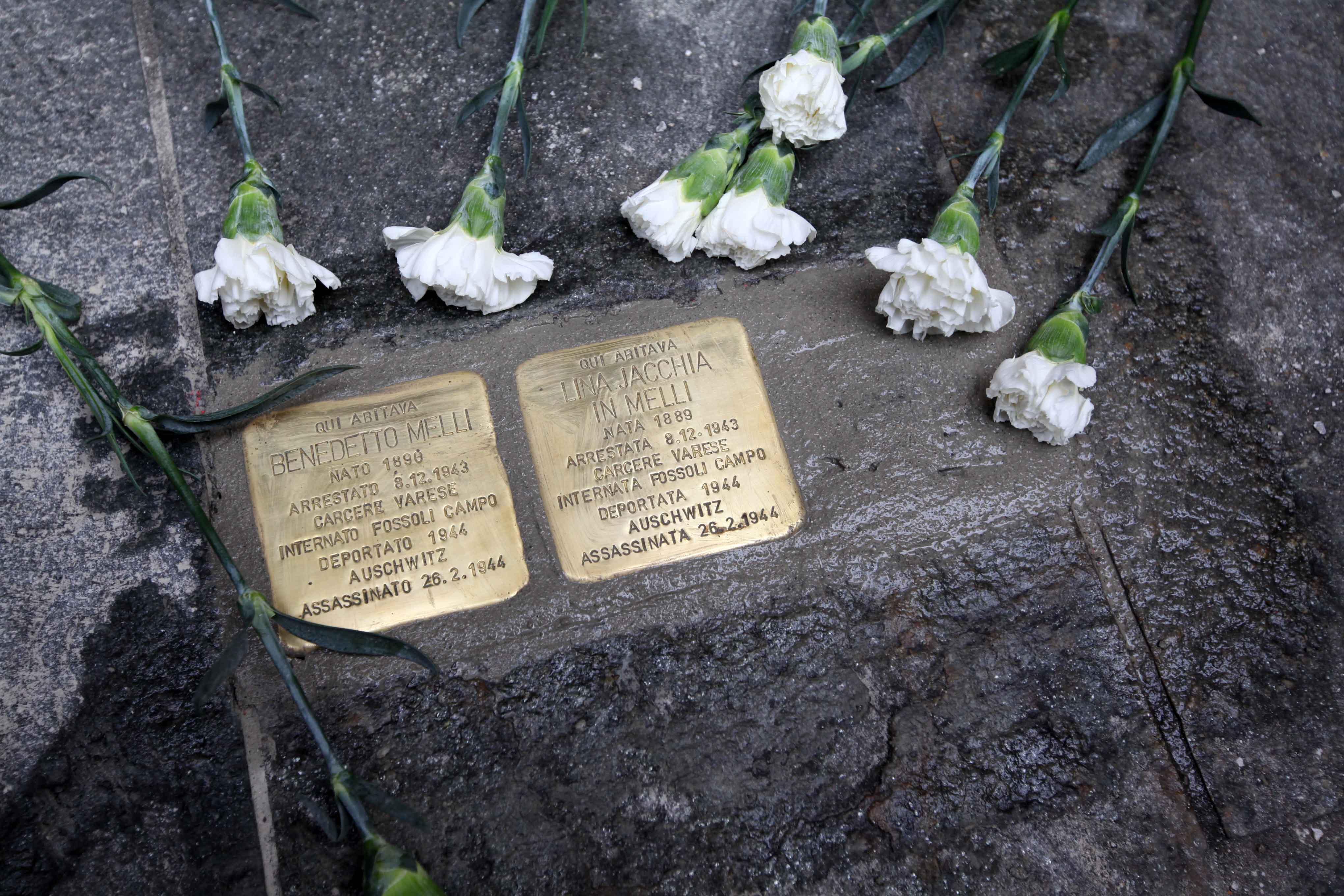 Shoah, dieci nuove pietre d’inciampo a Reggio Emilia 