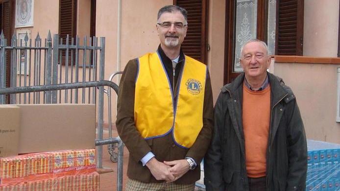 Alimenti donati dal Lions Club