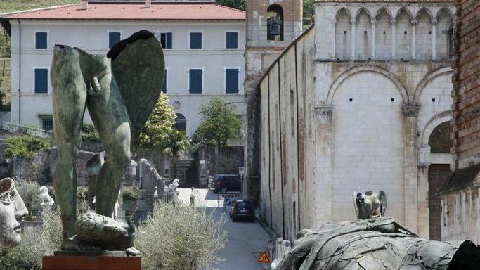 Per Mitoraj “solo” 100 copie per 2.000 euro