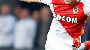Mercato: la Roma cerca El Shaarawy, il Napoli vuole Vecino