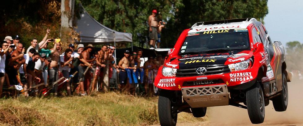 Solita Dakar: auto sulla folla, 13 i feriti 
