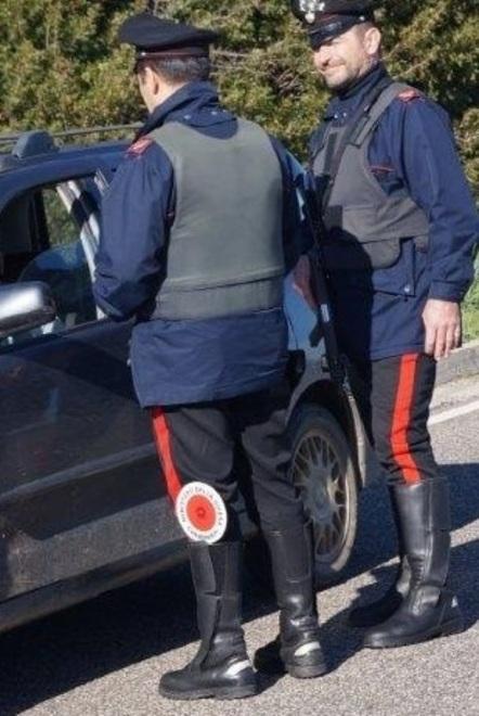 Esplosivo nell’auto, due arresti a Desulo