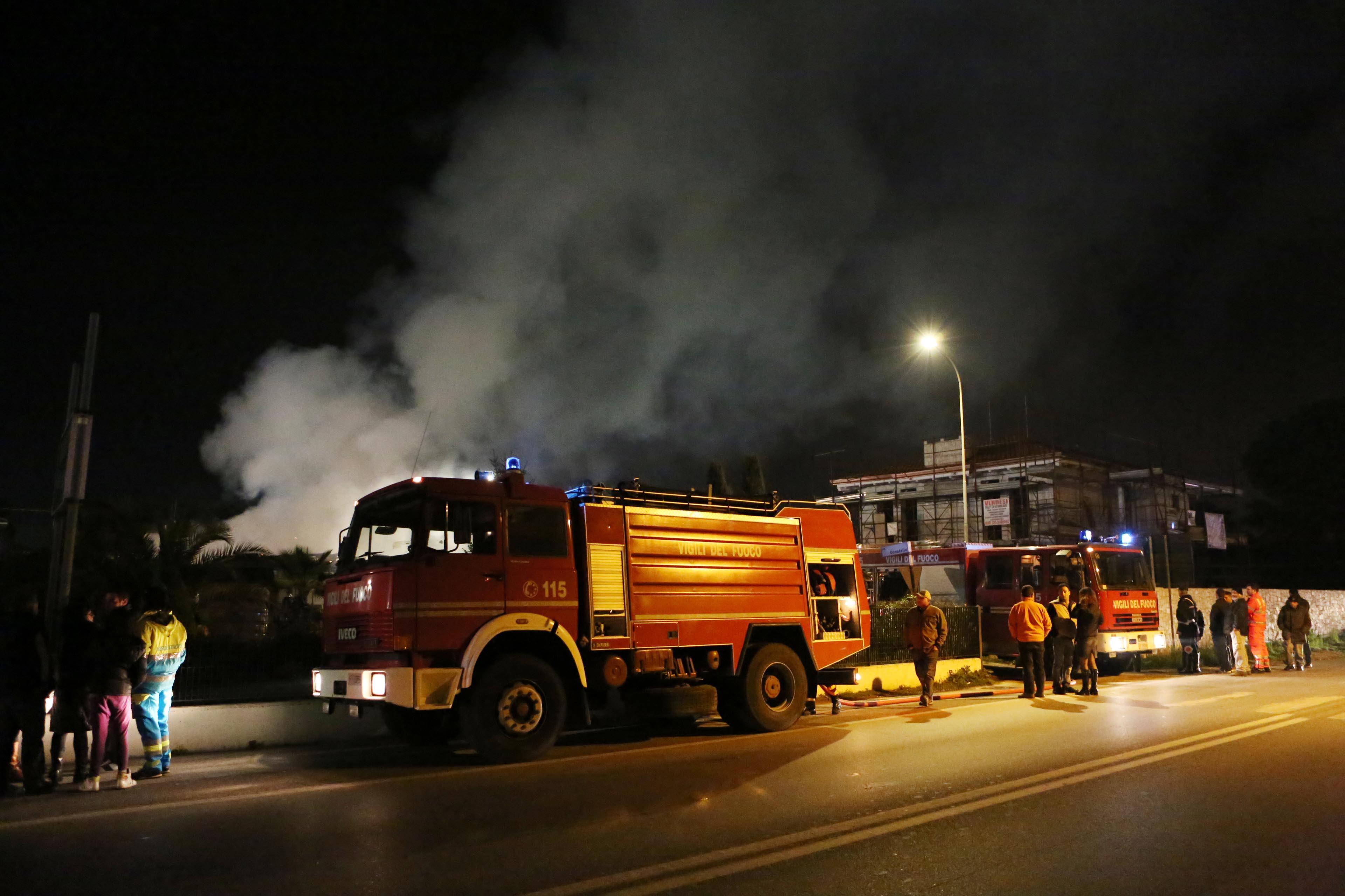 Un intervento dei vigili del fuoco (foto di repertorio)