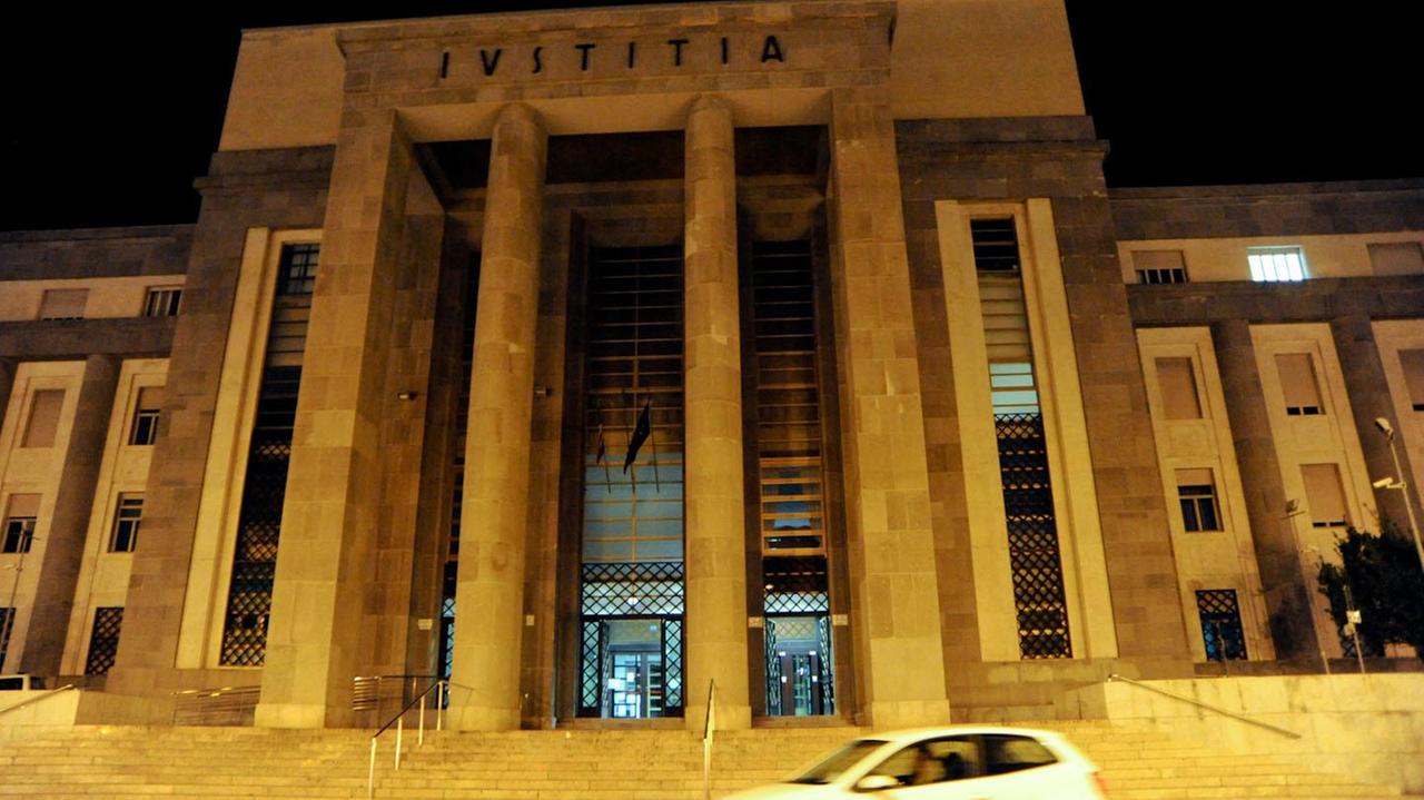 Il palazzo di giustizia di Cagliari
