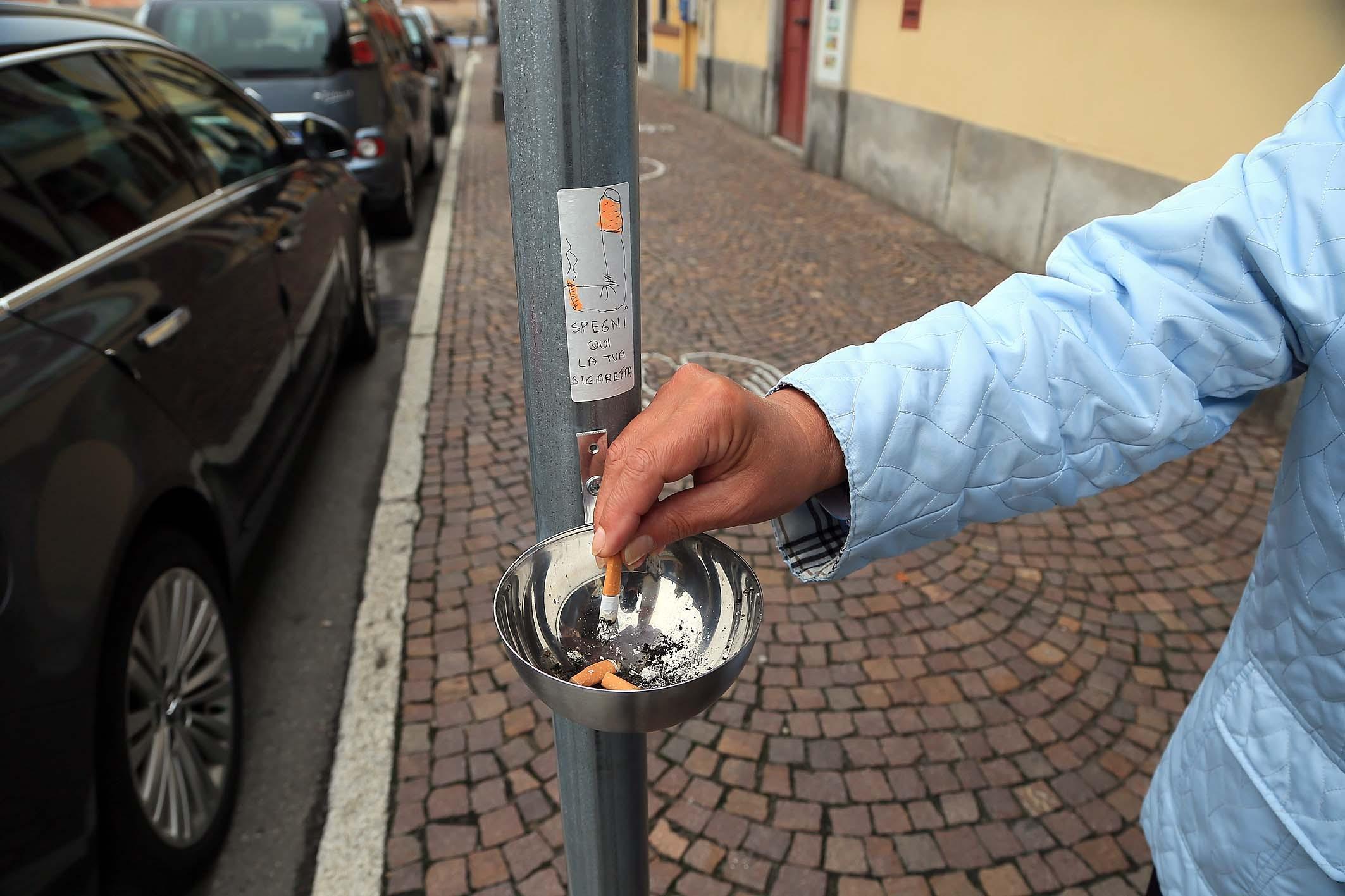 Castelnovo Monti, chiude il distributore di sigarette. Interrogazione in Regione