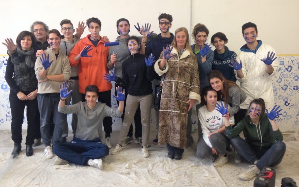 Vacanze in classe nelle vesti di imbianchini 