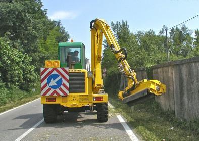 Futuro incerto per dieci lavoratori della forestazione 