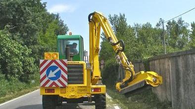 Futuro incerto per dieci lavoratori della forestazione