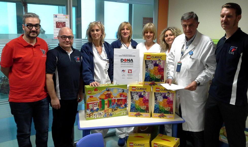 Il sorriso ai bambini si regala con i mattoncini della Lego