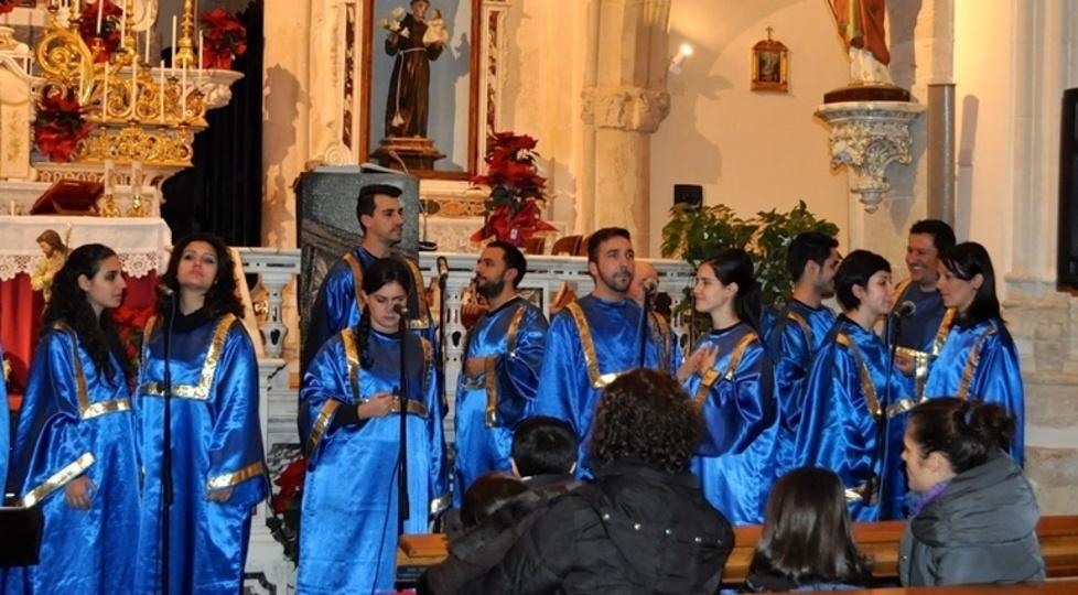 Mogoro, spettacolo musicale e castagnata