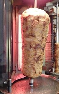 Più “kebabbari” di noi solo i milanesi Primato nazionale della pizza Margherita