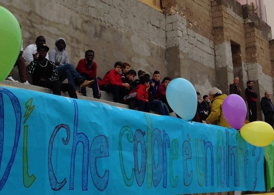 Porto Torres, in campo senza colori contro l’indifferenza 