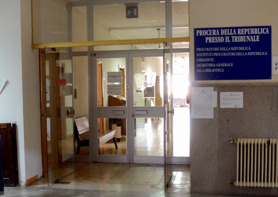 Compro oro con evasione a Oristano, sequestrati 400mila euro 