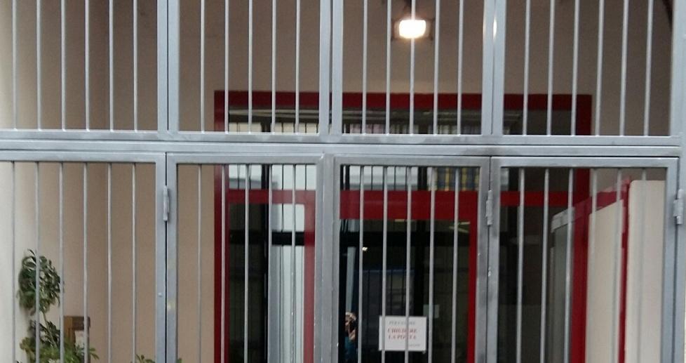 Luce accesa di giorno nei festivi